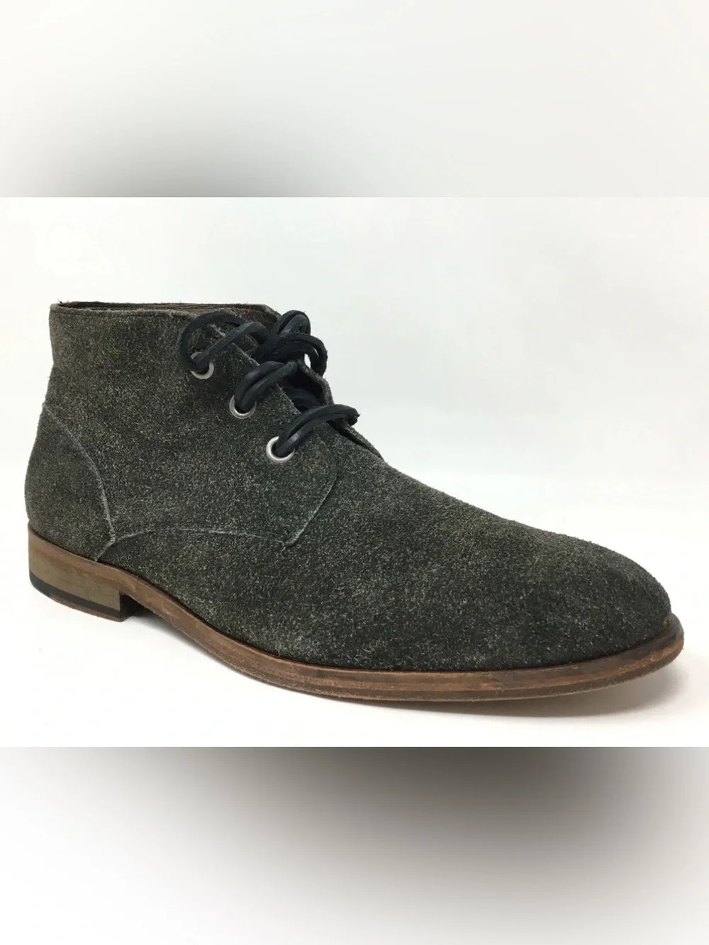 John Varvatos NYC Men’s Olive Gray Suede Chukka Boots Size 8.5